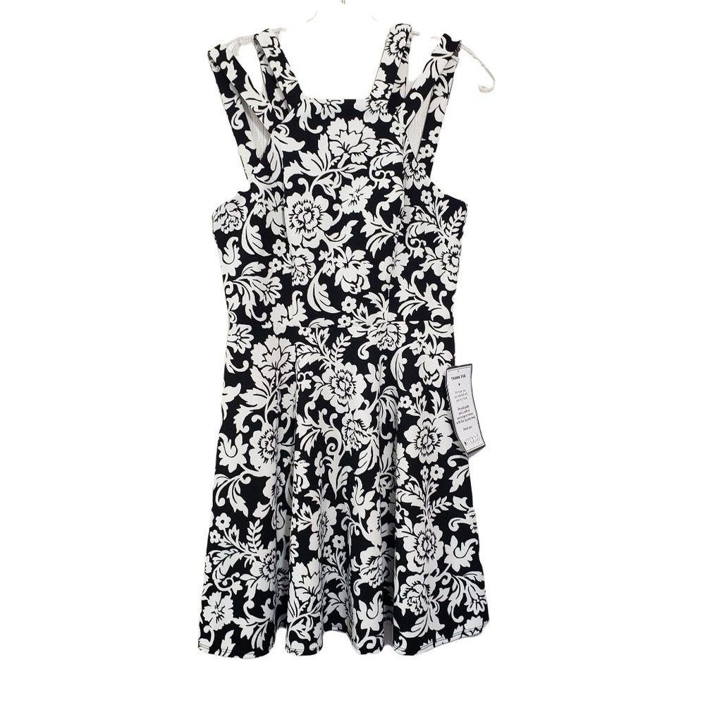 NWT B. Darling Black and White Floral Strappy‎ Dress